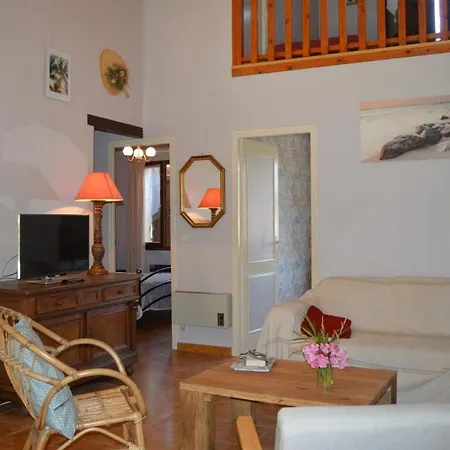 Maison 4 Pieces Mezzanine 6 Couchages St Cyprien Sc000-008 סן סיפריאן