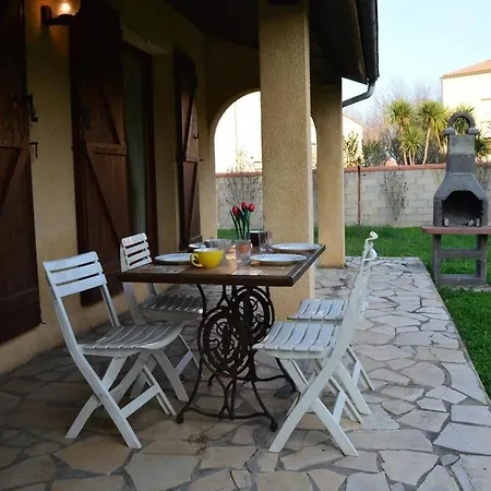 וילה Maison 4 Pieces Mezzanine 6 Couchages St Cyprien Sc000-008 סן סיפריאן