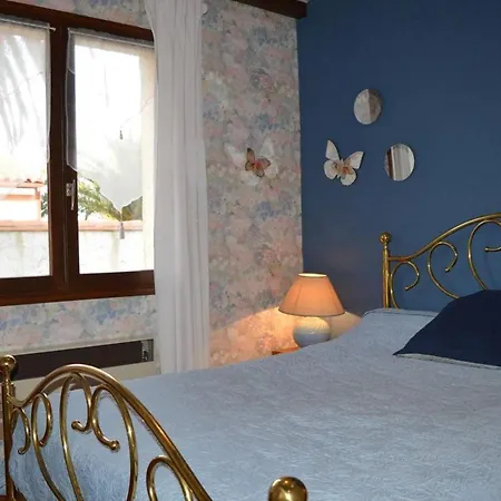 Maison 4 Pieces Mezzanine 6 Couchages St Cyprien Sc000-008 Villa *
